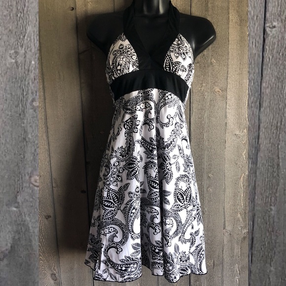 Speechless Dresses & Skirts - Speechless A-Line Halter Sundress Black White Print Cotton Spandex Blend Size 1